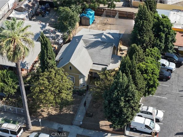 810 E 2nd Street, Pomona CA 91766