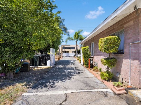 1900 Mountain Avenue, Duarte CA 91010