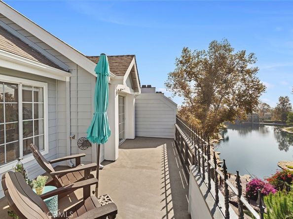 1111 Lakeview Terrace, Azusa CA 91702