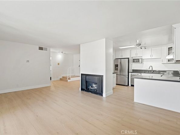 125 Allen 306, Pasadena CA 91106