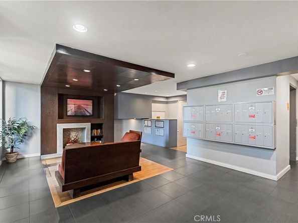 125 Allen 306, Pasadena CA 91106