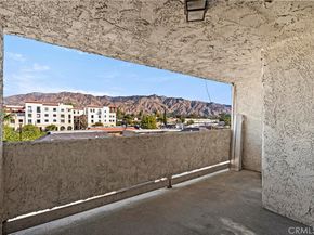 125 Allen 306, Pasadena CA 91106