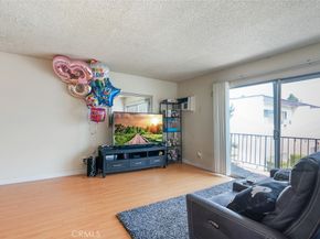 820 N Raymond Avenue, Pasadena CA 91103