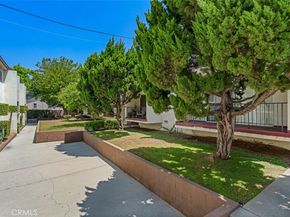 820 N Raymond Avenue, Pasadena CA 91103