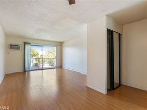 820 N Raymond Avenue, Pasadena CA 91103