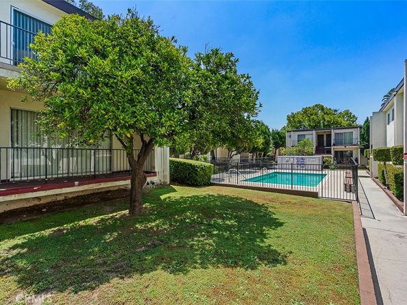 820 N Raymond Avenue, Pasadena CA 91103