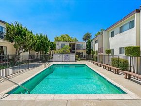 820 N Raymond Avenue, Pasadena CA 91103