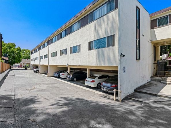 820 N Raymond Avenue, Pasadena CA 91103