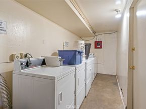 820 N Raymond Avenue, Pasadena CA 91103