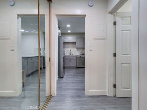 425 S Kenmore Avenue Avenue 306, Los Angeles CA 90020