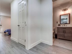 425 S Kenmore Avenue Avenue 306, Los Angeles CA 90020