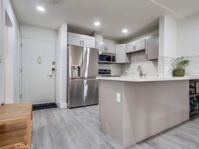 425 S Kenmore Avenue Avenue 306, Los Angeles CA 90020