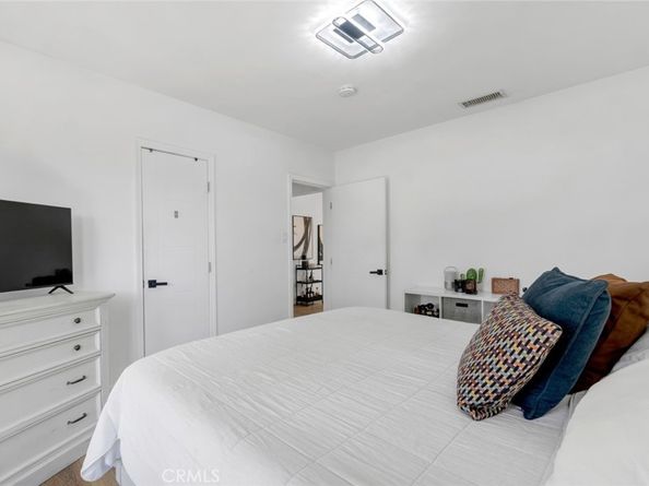 8127 Radford Avenue, North Hollywood CA 91605