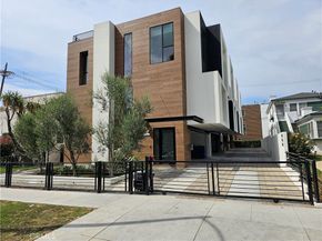 809 N Detroit Street, Los Angeles CA 90046