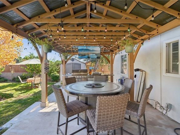 1272 N Ukiah, Upland CA 91786