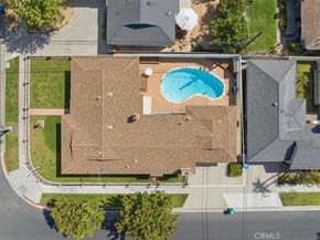 6702 E Pageantry, Long Beach CA 90808