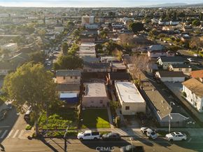 8449 S Main, Los Angeles CA 90003