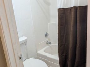 23298 Orange Ave Unit#4, Lake Forest CA 92630