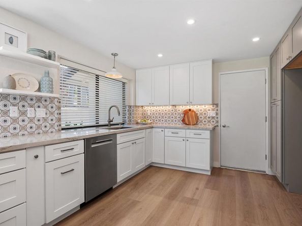 2722 Olympia Drive, Carlsbad CA 92010