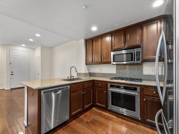17019 Camino Marcilla 5, San Diego CA 92127