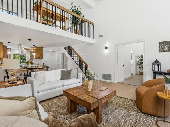 13611 Penina St, Poway CA 92064