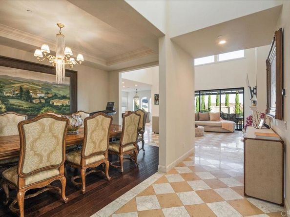 2543 Glasgow Drive, Carlsbad CA 92010