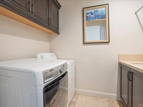 2543 Glasgow Drive, Carlsbad CA 92010