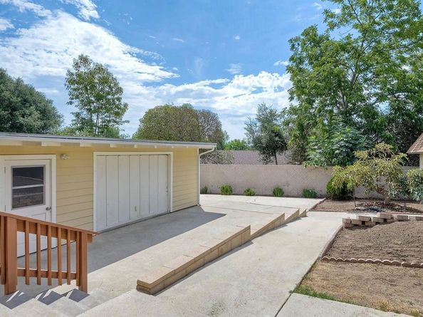 1739 Montgomery Drive, Vista CA 92084