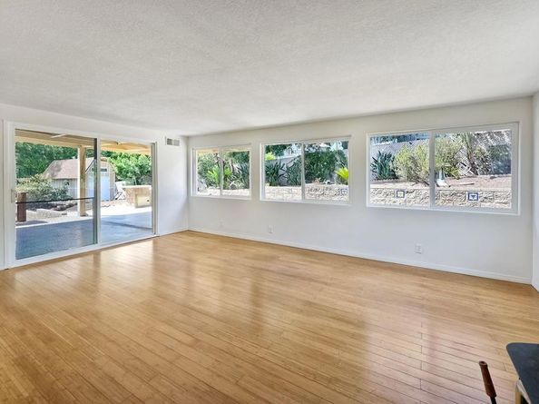 1739 Montgomery Drive, Vista CA 92084