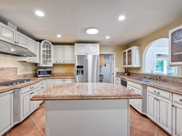 1739 Montgomery Drive, Vista CA 92084