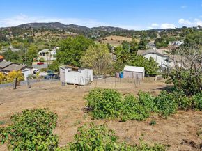 1101 York Dr., Vista CA 92084