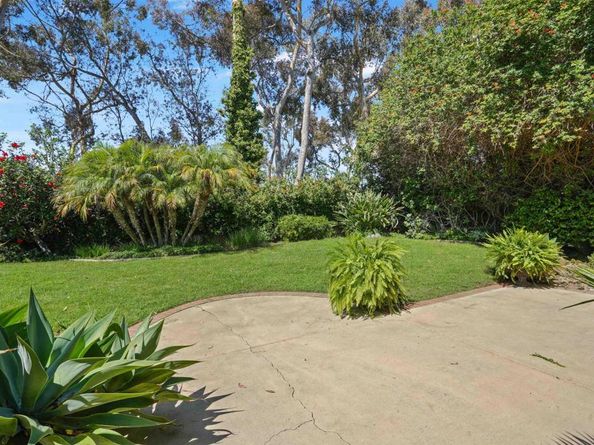 911 Orchid Way, Carlsbad CA 92011