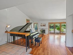 911 Orchid Way, Carlsbad CA 92011