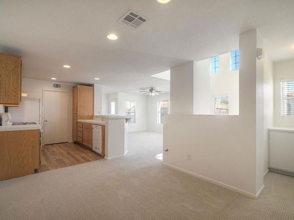 5005 Codorniz Way 8, Oceanside CA 92057