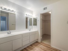 5005 Codorniz Way 8, Oceanside CA 92057