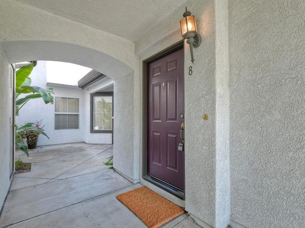5005 Codorniz Way 8, Oceanside CA 92057