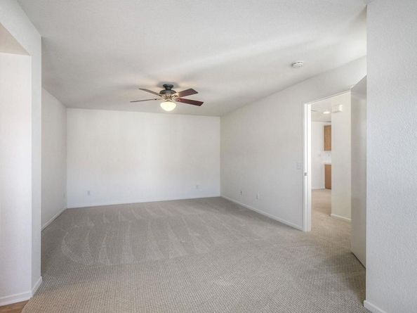 5005 Codorniz Way 8, Oceanside CA 92057