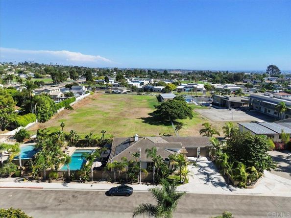 1683 Brady Circle, Carlsbad CA 92008