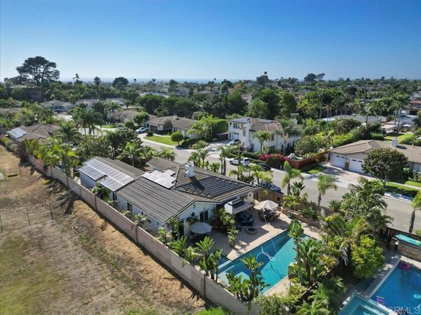 1683 Brady Circle, Carlsbad CA 92008