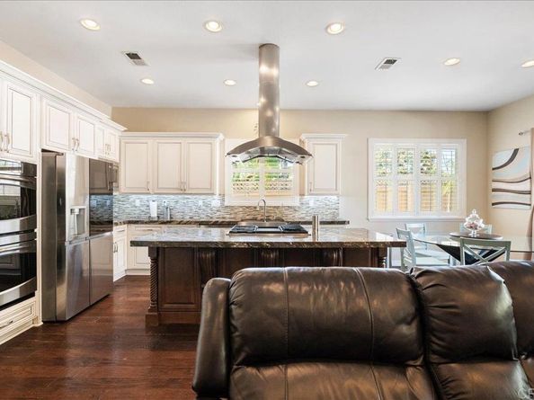1683 Brady Circle, Carlsbad CA 92008