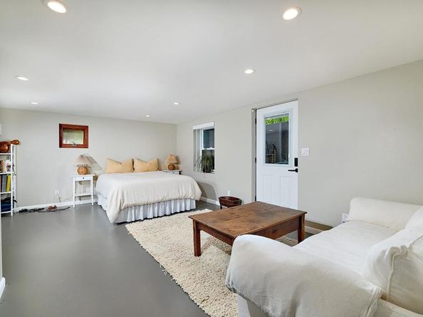 630 Ocean View Avenue, Encinitas CA 92024