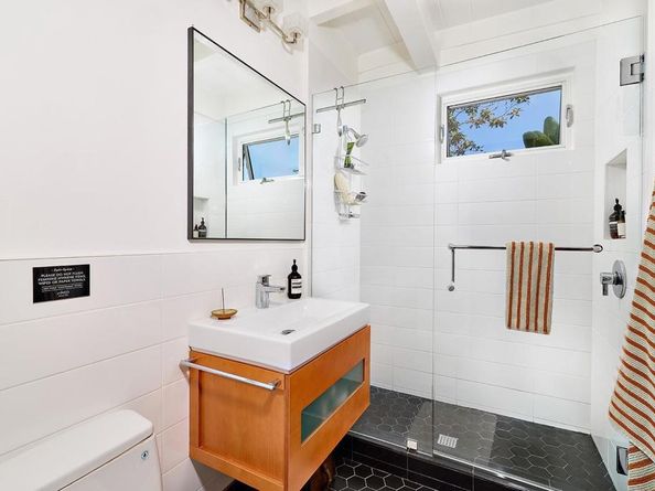 630 Ocean View Avenue, Encinitas CA 92024