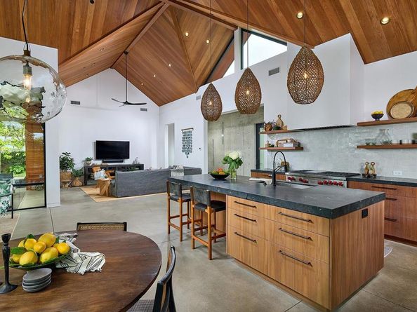 630 Ocean View Avenue, Encinitas CA 92024