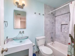 7849 Camino Glorita, San Diego CA 92122