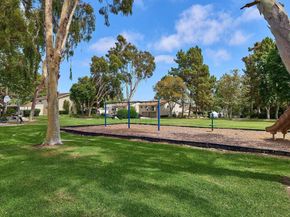 7849 Camino Glorita, San Diego CA 92122