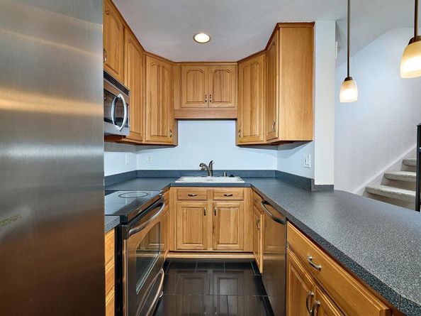 7849 Camino Glorita, San Diego CA 92122