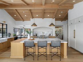 6260 Waverly Avenue, La Jolla CA 92037