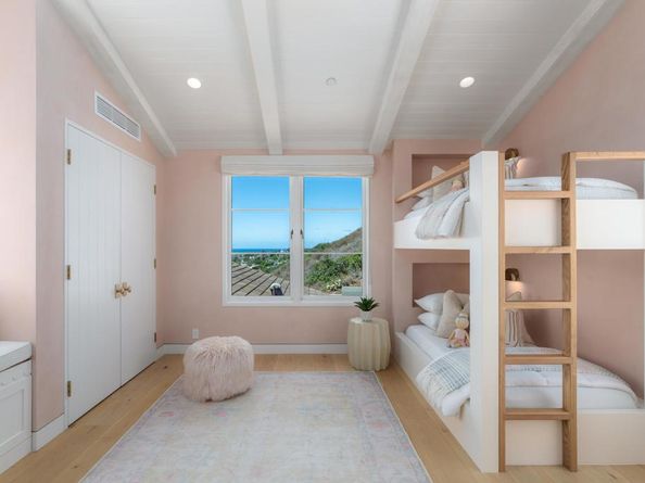 6260 Waverly Avenue, La Jolla CA 92037