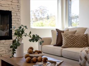 3055 Brookside Lane, Encinitas CA 92024