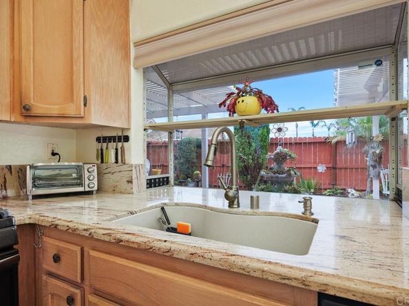 2175 Castilla Way, Oceanside CA 92056
